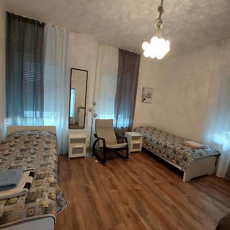 Gaestewohnung Mit Kueche Magdeburg An Der Elbe エクステリア 写真