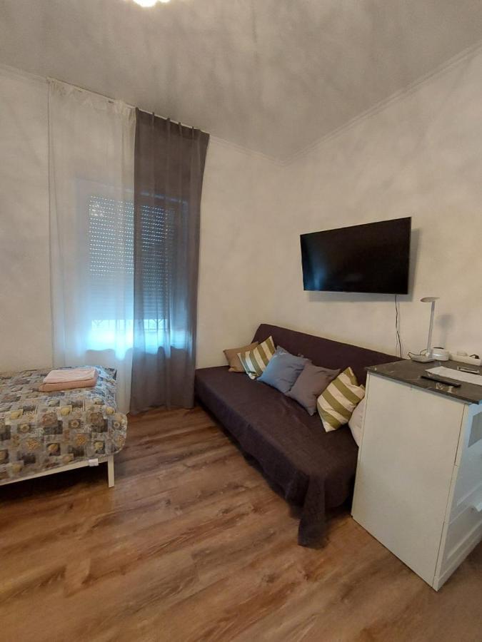 Gaestewohnung Mit Kueche Magdeburg An Der Elbe エクステリア 写真